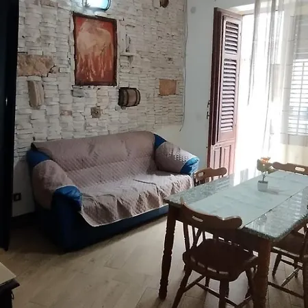 Vittoria Apartment *